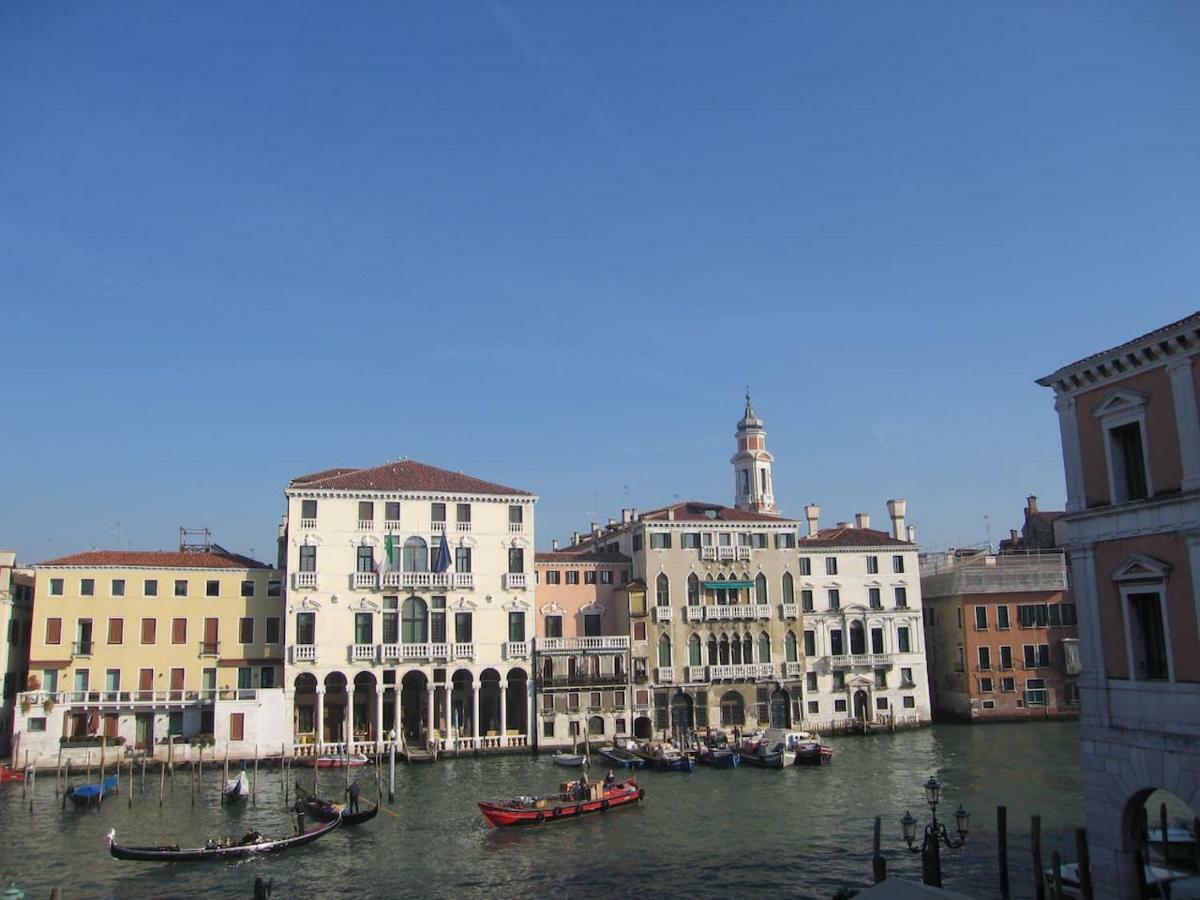 Loft Overlooking The Grand Canal Apartamento *